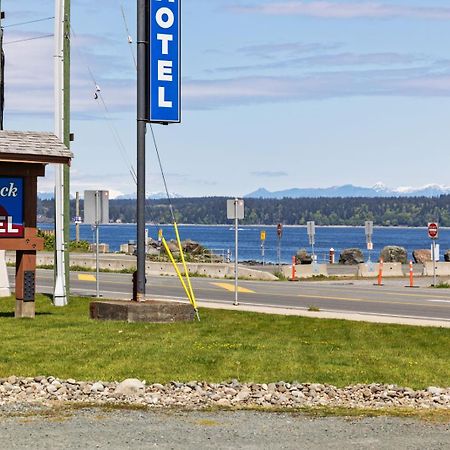 Big Rock Motel Campbell River Exterior photo